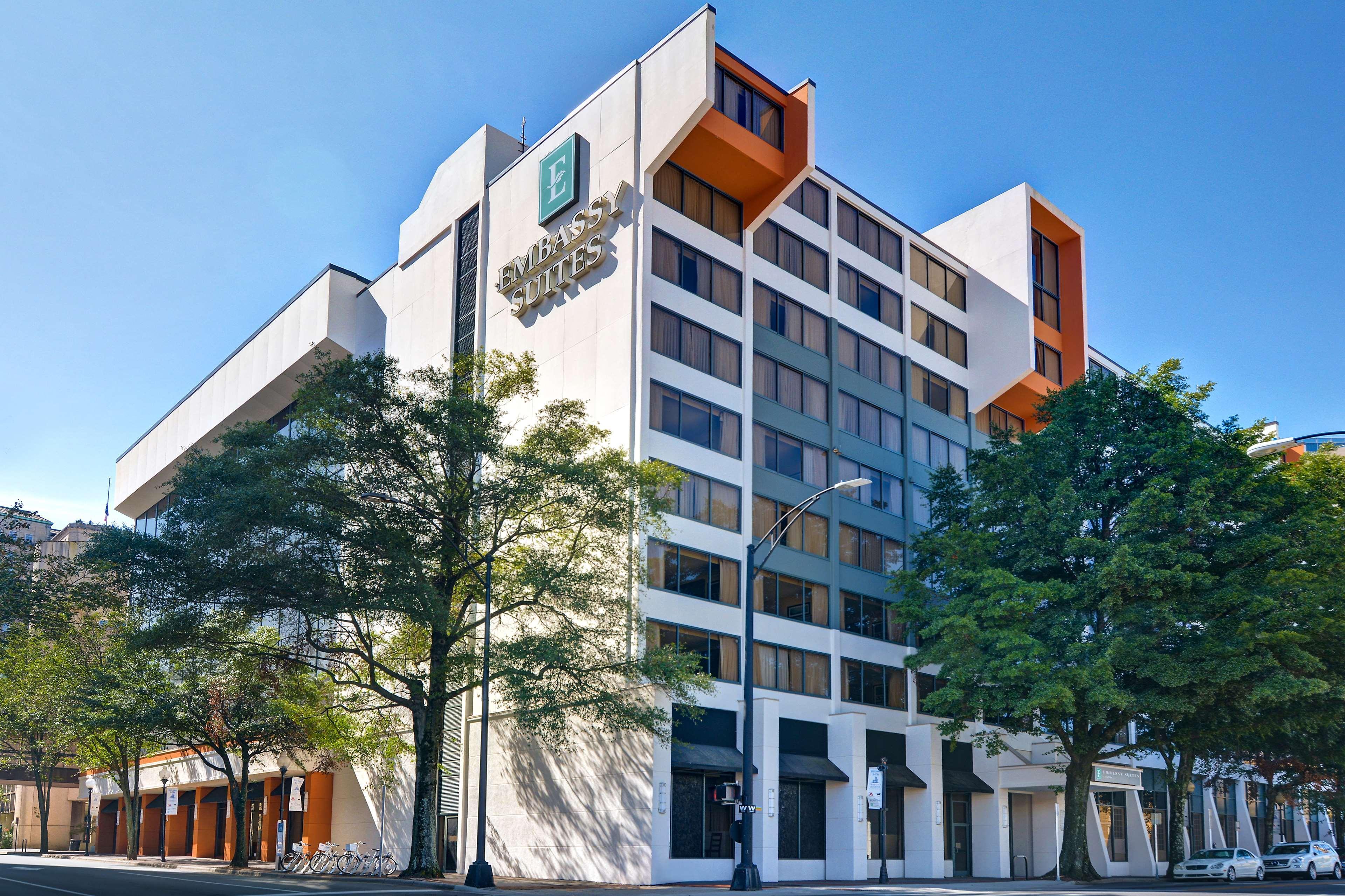 Embassy Suites Winston-Salem Buitenkant foto