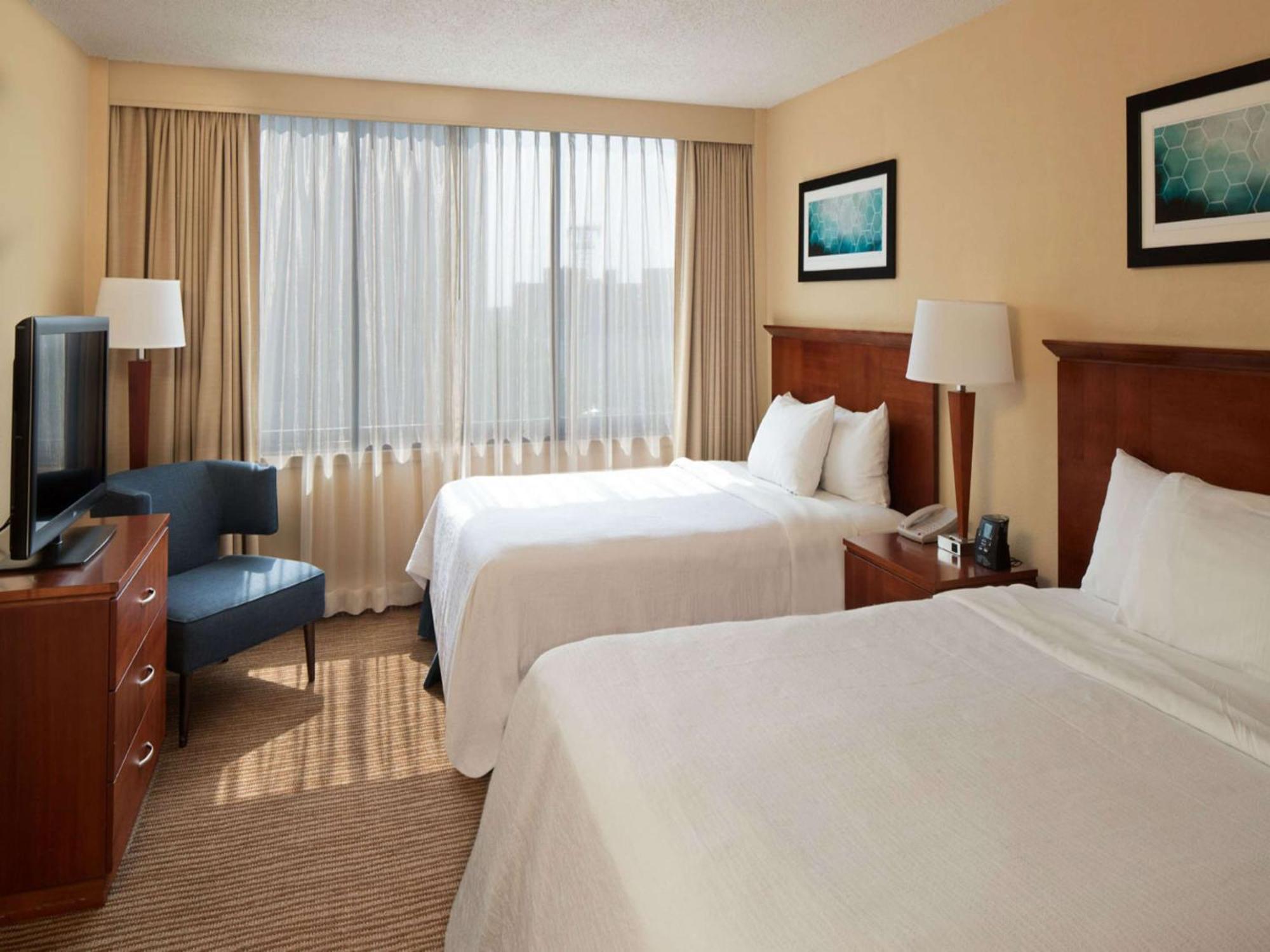 Embassy Suites Winston-Salem Buitenkant foto