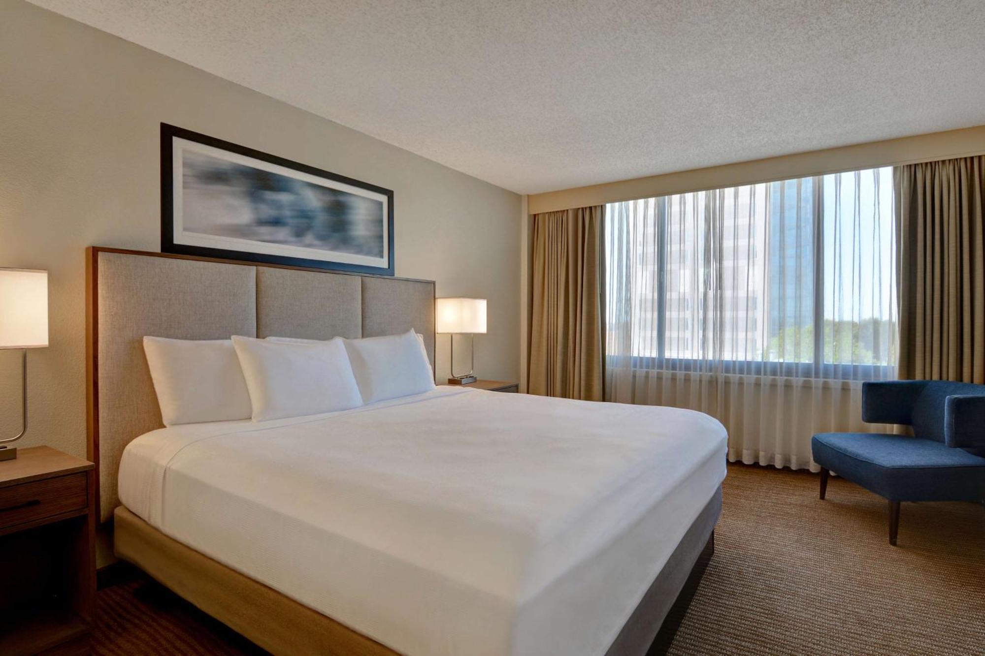 Embassy Suites Winston-Salem Buitenkant foto