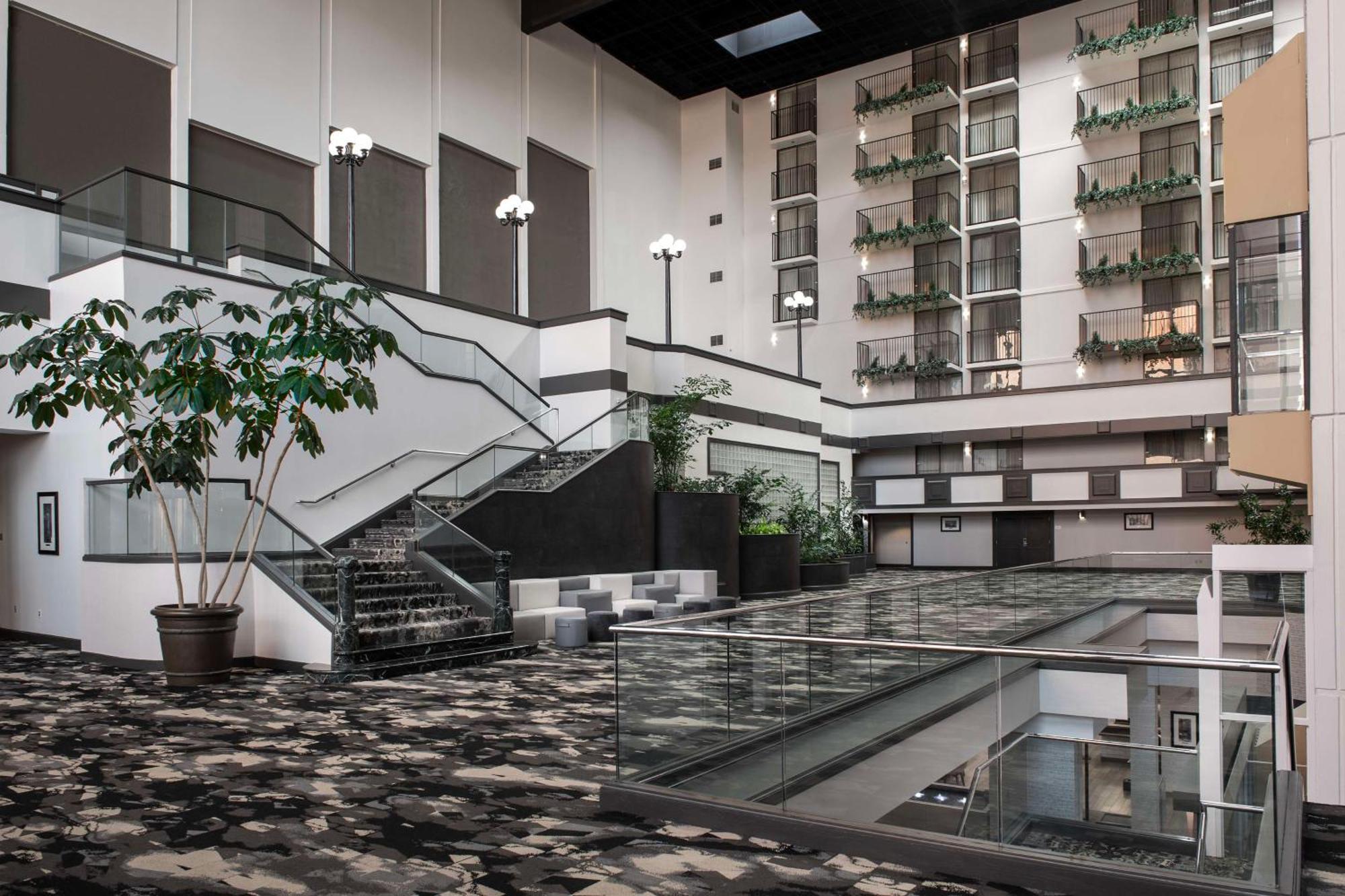 Embassy Suites Winston-Salem Buitenkant foto